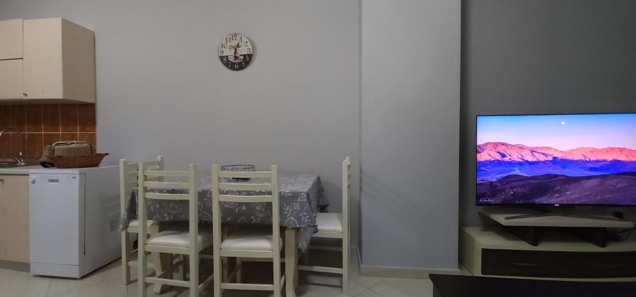 Pleasing Place With Free Parking On Site In Tirana Komuna E Parisit 외부 사진