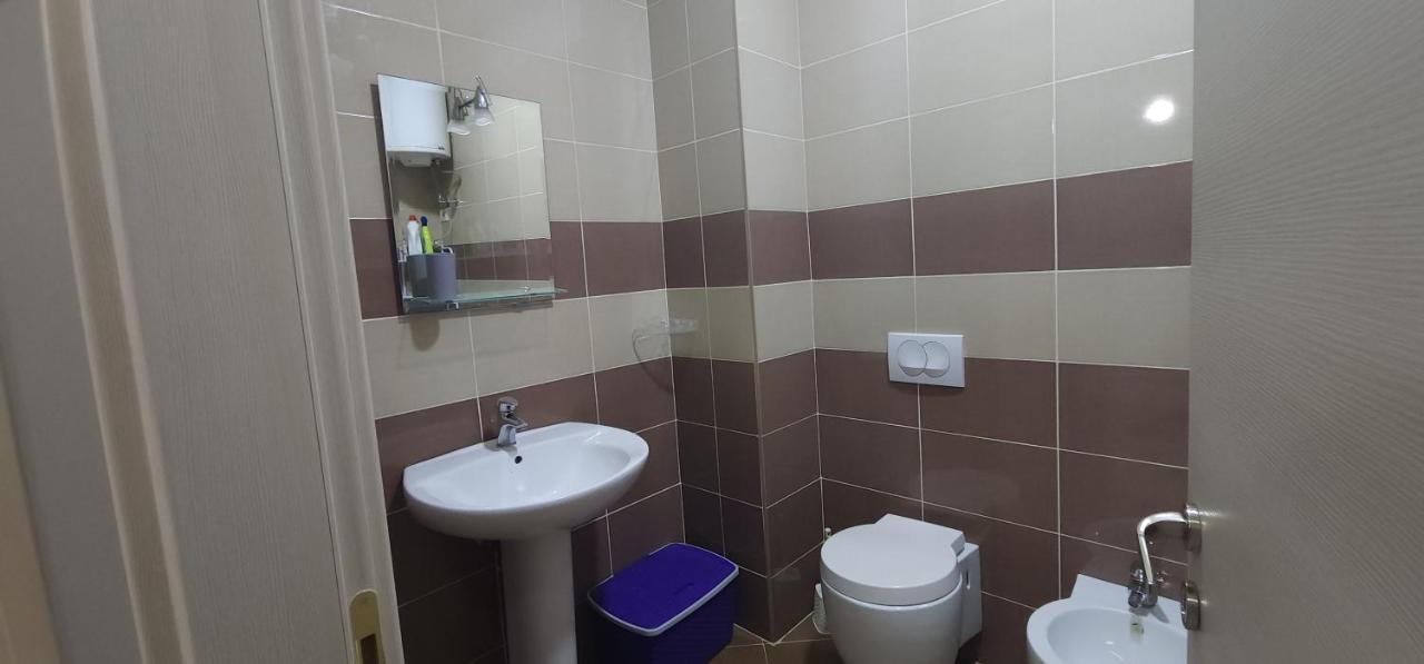 Pleasing Place With Free Parking On Site In Tirana Komuna E Parisit 외부 사진