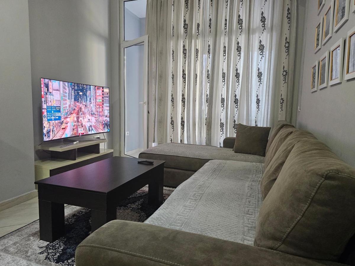 Pleasing Place With Free Parking On Site In Tirana Komuna E Parisit 외부 사진